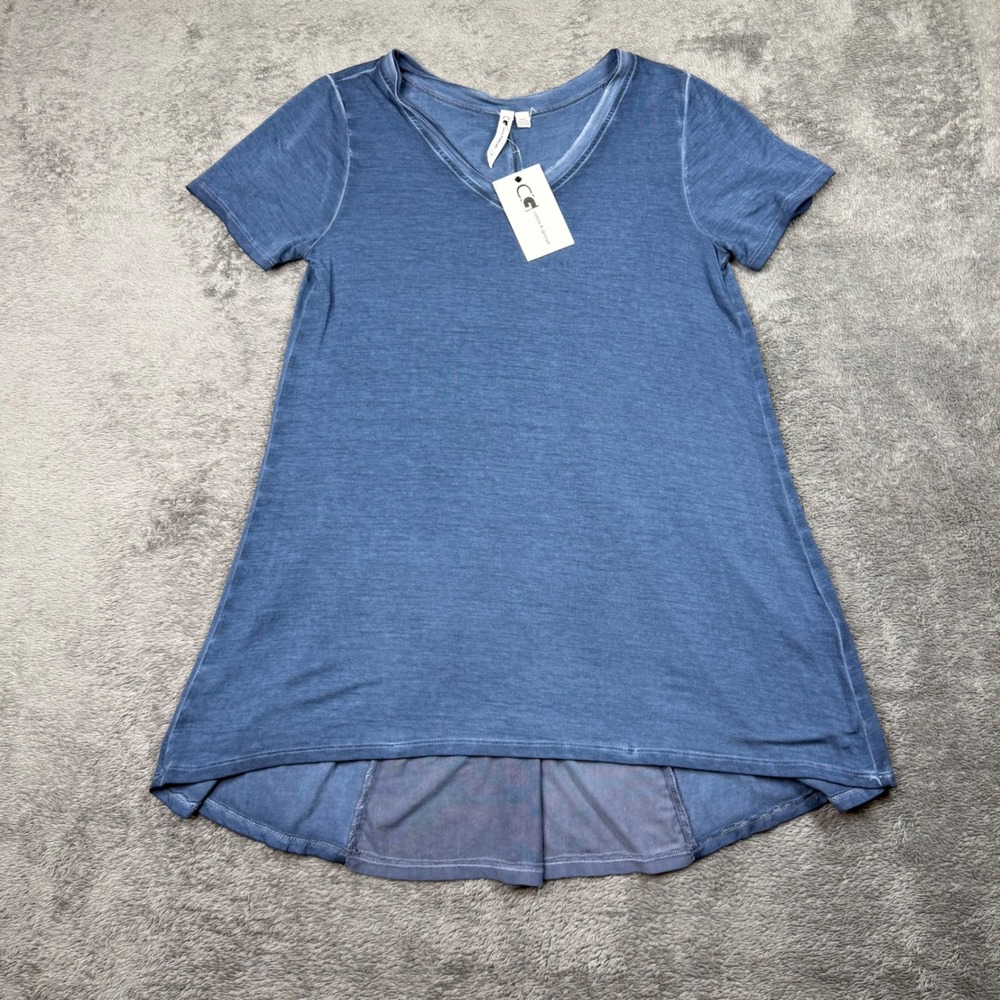 Cable & Gauge Blue Denim-Washed‎ V-Neck T-Shirt